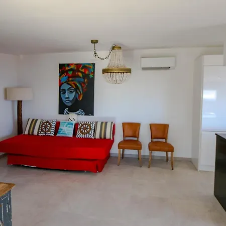 Casa Luna Blanca